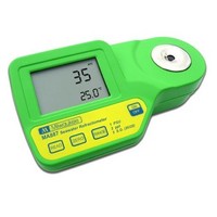 [해외] Milwaukee MA887 Digital Salinity Refractometer with Automatic Temperature Compensation, Yellow LED, 0 to 50 PSU, +/-2 PSU Accuracy, 1 PSU Resolution